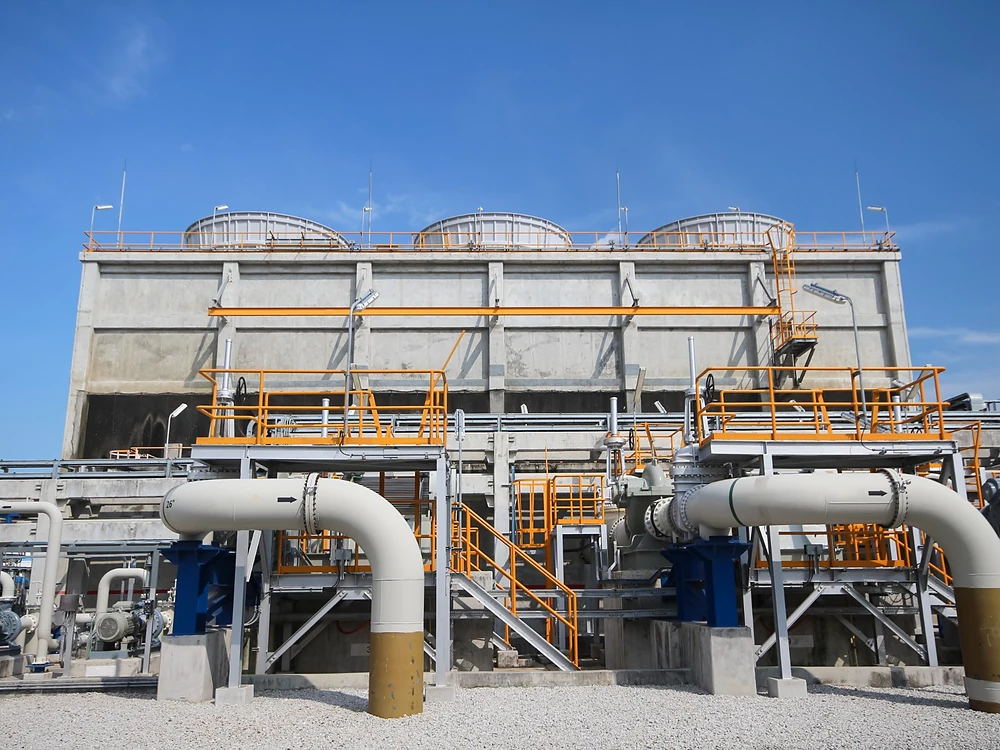 Turn industrial de răcire cu conducte și echipamente auxiliare