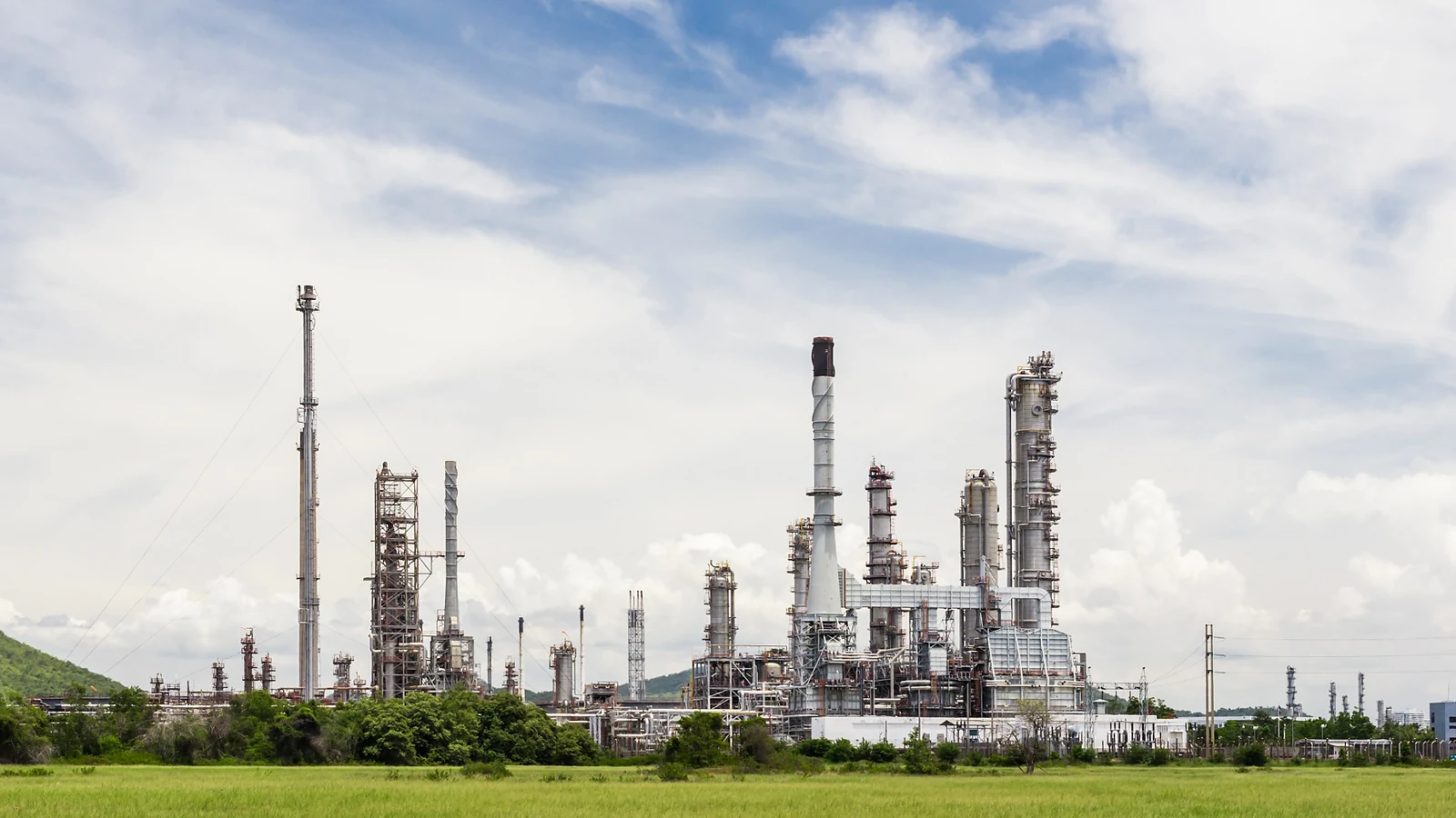 Instalație industrială și infrastructură pentru procese tehnologice