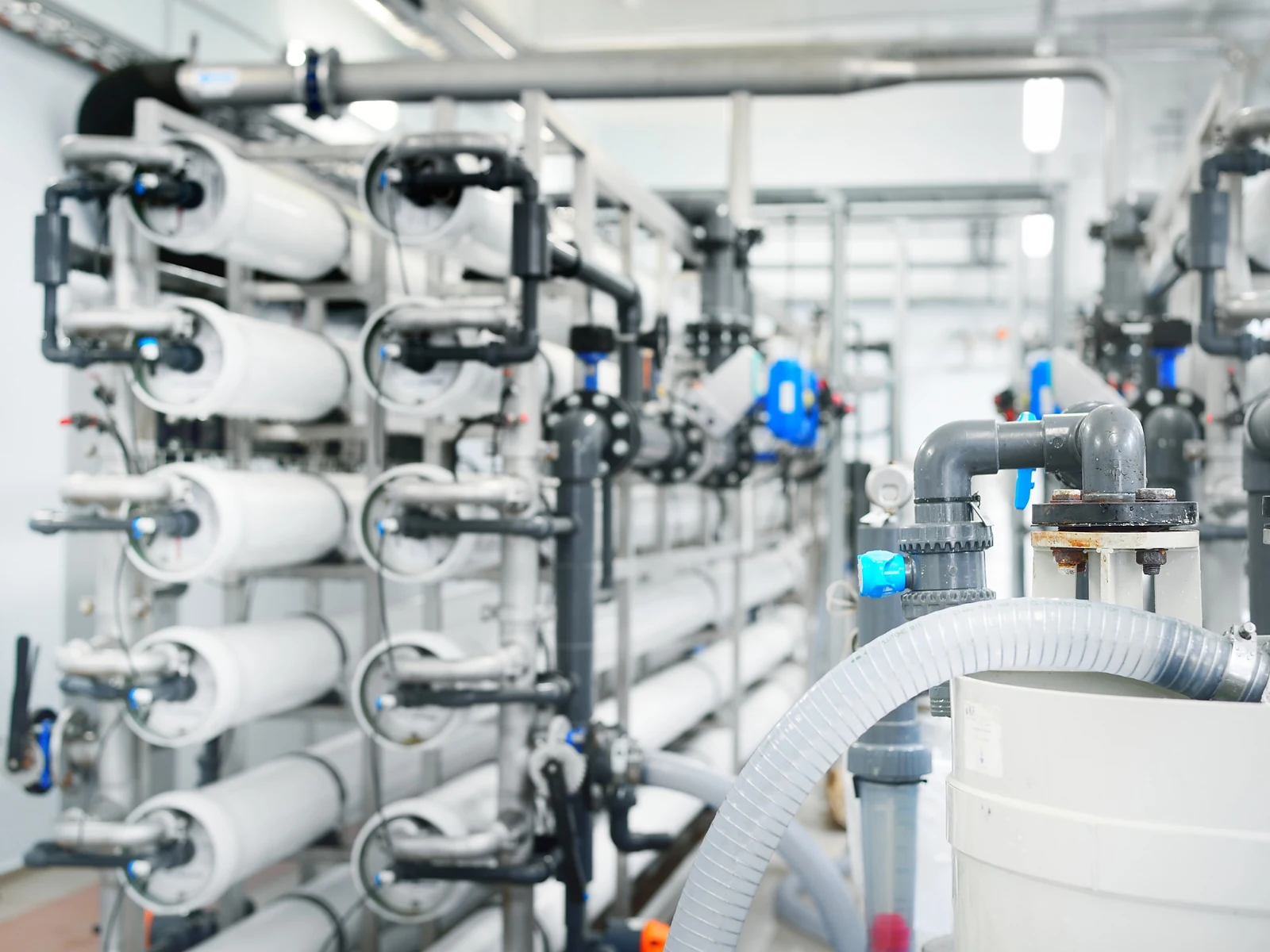 Instalație industrială de osmoză inversă pentru tratarea apei